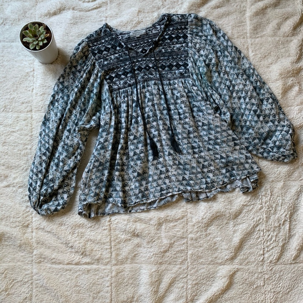 4 FOR $5 World Market top